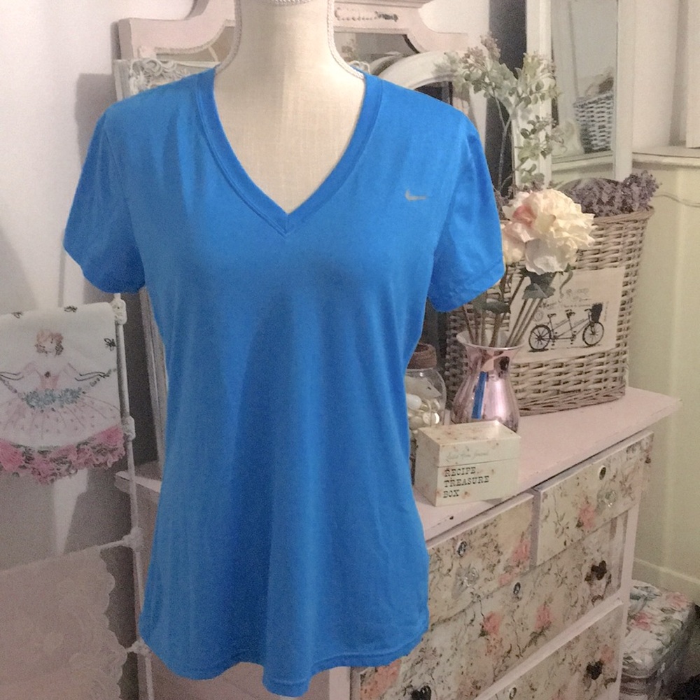 NWOT Nike Blue V-Neck Dri-fit Women's Workout Top Size Medium